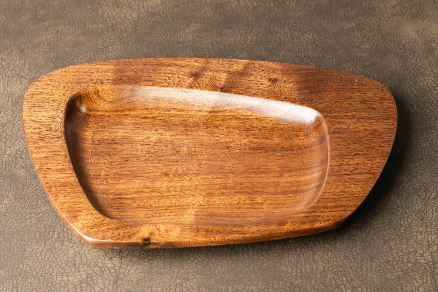 Mid-Century Modern Medium Walnut Catchall Tray Valet Jewelry Dish